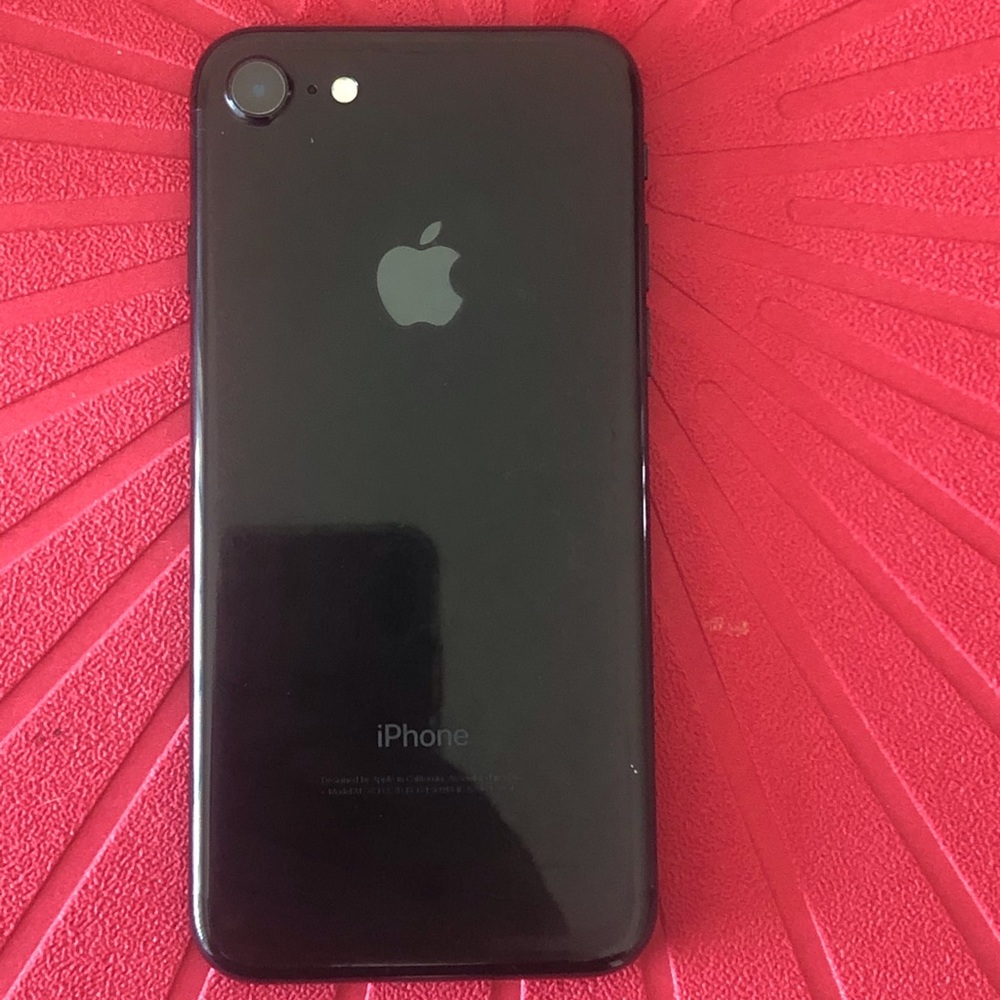 iPhone 7 jet black 32G Unlocked